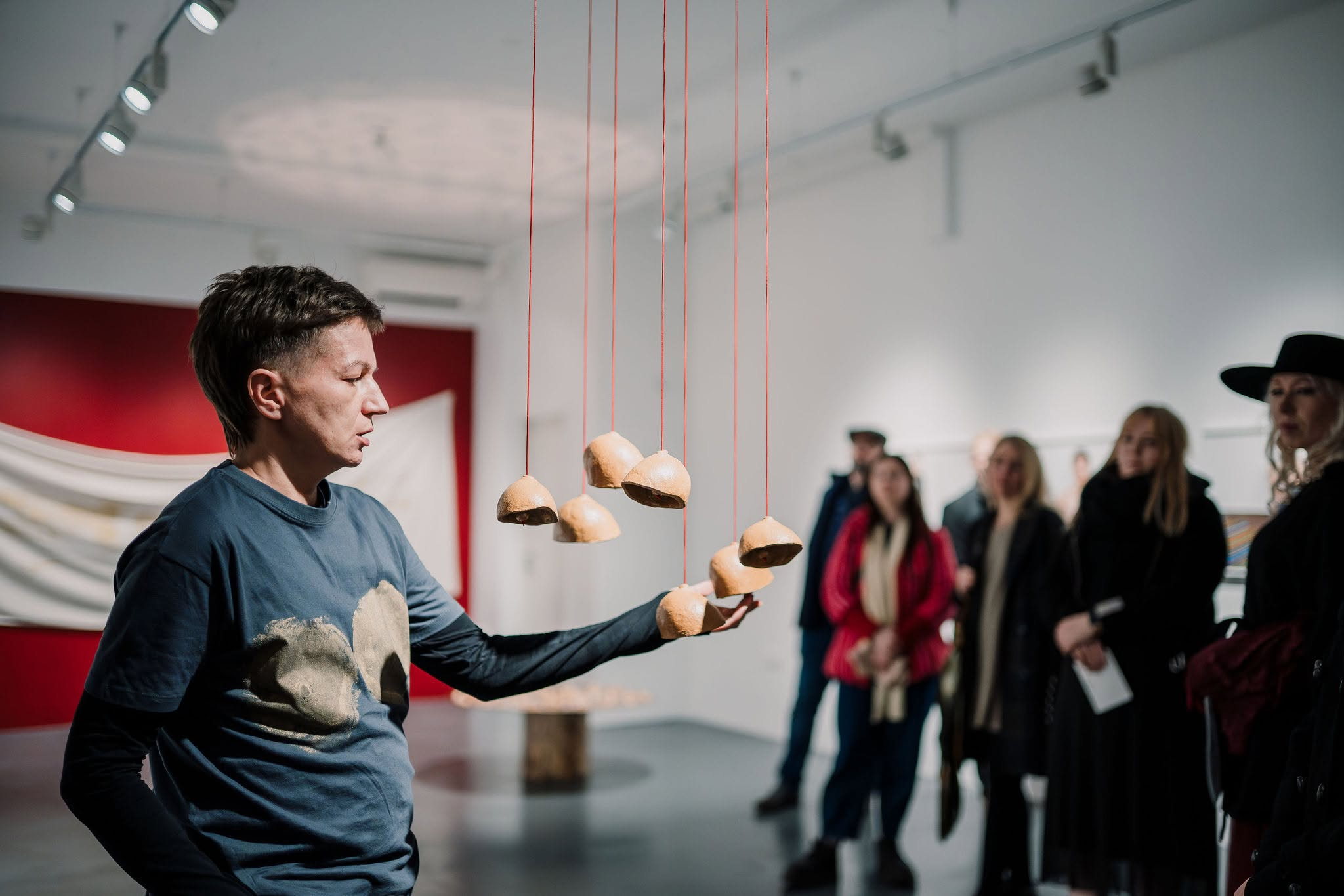 A guided exhibition tour at Kogo Gallery
